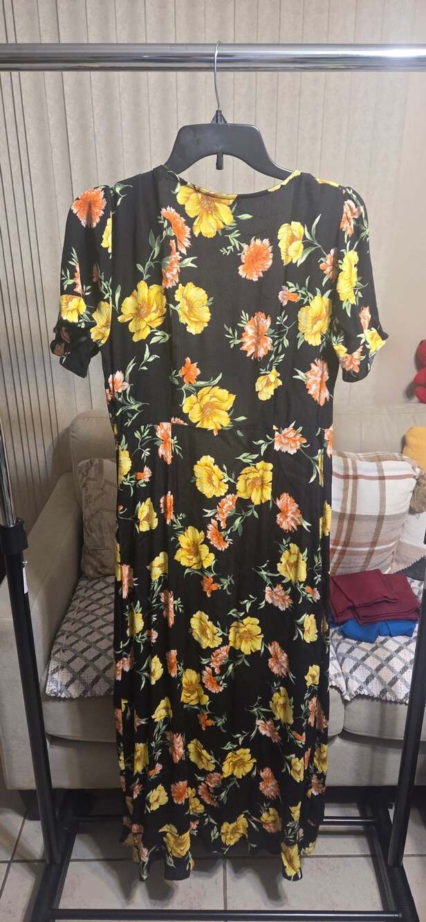 Forever 21 Floral Dress Size M Black Yellow Wrap High Low - Picture 3 of 6